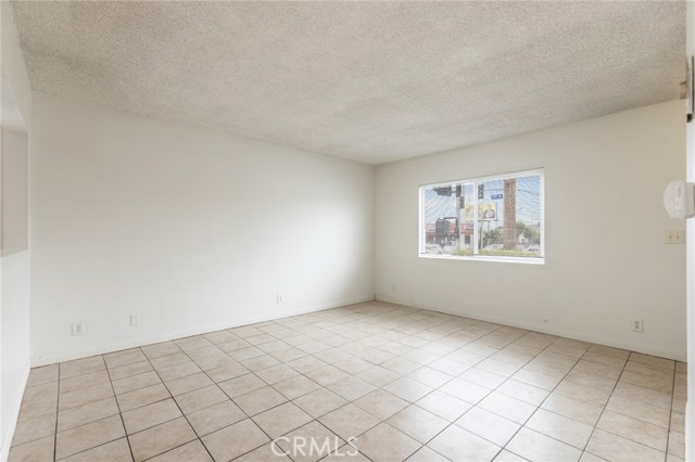 1437 S Gaffey Street, San Pedro CA: https://media.crmls.org/medias/dc798abf-ebc1-49fd-a360-2ea6aa11c854.jpg