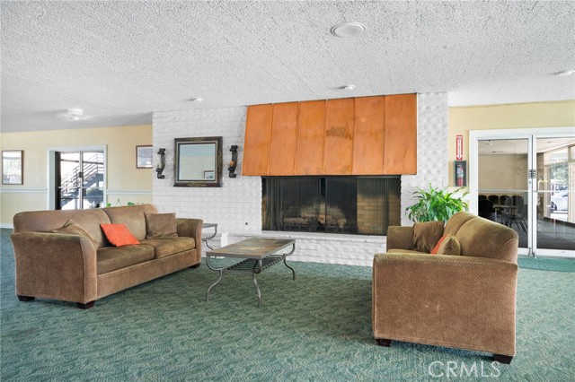 Detail Gallery Image 35 of 43 For 5800 Hamner #416,  Corona,  CA 91752 - 3 Beds | 3 Baths