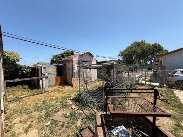 2073 Sandalwood Drive, Santa Maria CA: https://media.crmls.org/medias/dc7a2788-06dc-424c-805d-732d473967a4.jpg