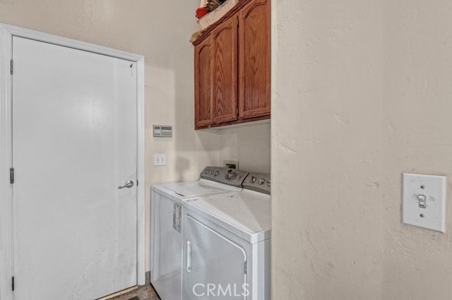 Detail Gallery Image 9 of 38 For 10727 Iron Creek Ave, Bakersfield,  CA 93312 - 4 Beds | 2 Baths