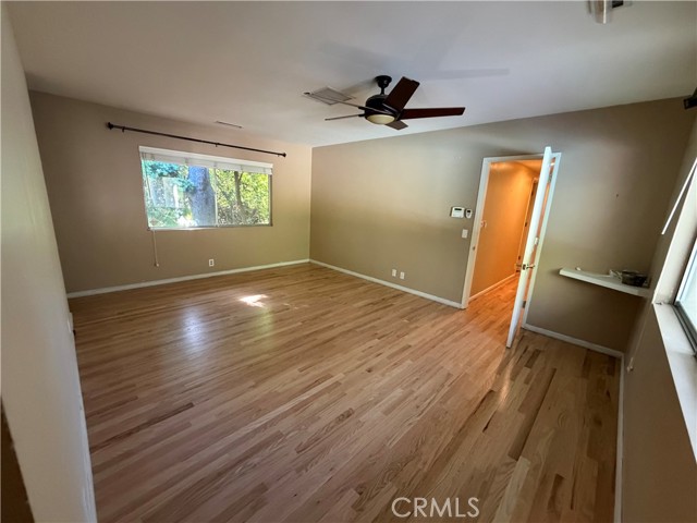 Detail Gallery Image 16 of 24 For 16248 Darcia Pl, Encino,  CA 91436 - 4 Beds | 4 Baths