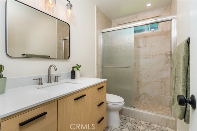 Detail Gallery Image 24 of 38 For 2251 El Arbolita Dr, Glendale,  CA 91208 - 2 Beds | 2 Baths