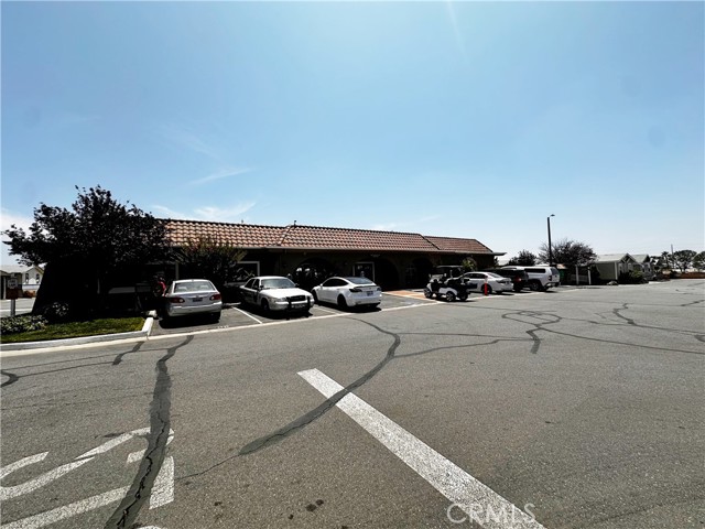 2140 Mentone Boulevard, Mentone CA: https://media.crmls.org/medias/dc7d496f-583e-4c5b-ae7e-c197b9556154.jpg