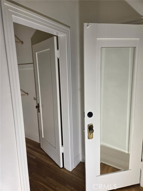 Detail Gallery Image 24 of 27 For 1731 Winona, Hollywood,  CA 90027 - 2 Beds | 1 Baths