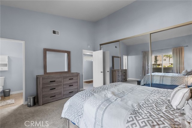 31321 The Old Road, Castaic CA: https://media.crmls.org/medias/dc7e4528-9306-4e63-a135-e62f7d2ab0c2.jpg