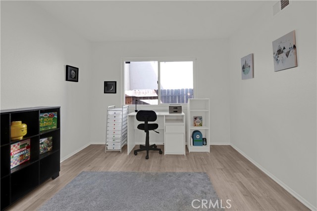 Detail Gallery Image 13 of 40 For 23706 Mill Valley Rd, Valencia,  CA 91355 - 5 Beds | 2/1 Baths