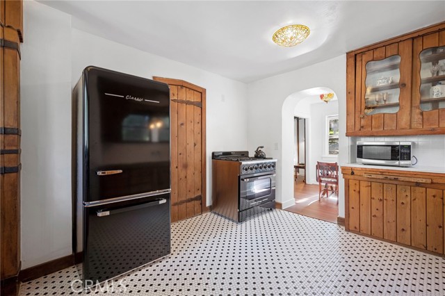 Detail Gallery Image 12 of 52 For 12347 Spring Trail, Sylmar,  CA 91342 - 3 Beds | 2 Baths