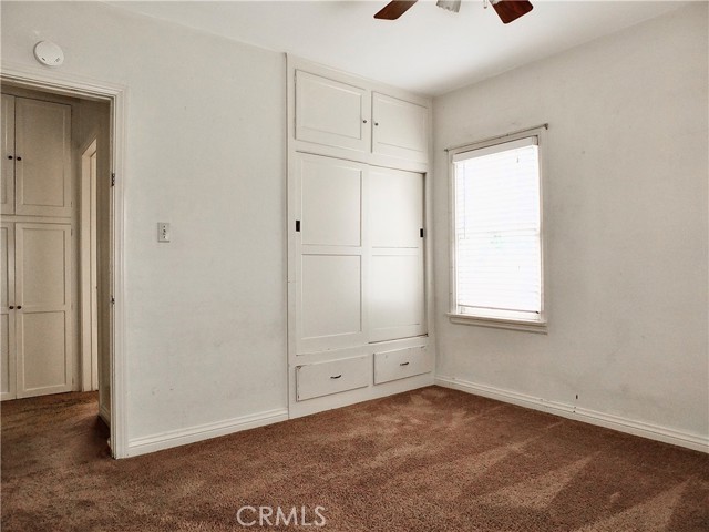 10505 Artesia Blvd., Bellflower CA: https://media.crmls.org/medias/dc7f0114-1306-411d-ba0a-1d3a4a8bf41a.jpg