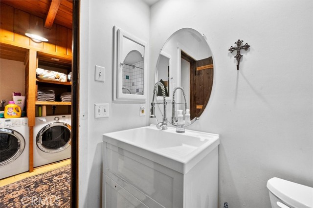 18 Hot Springs Cyn, San Juan Capistrano CA: https://media.crmls.org/medias/dc7fc024-4ab1-46d4-8726-be2b3b91723d.jpg