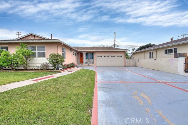 1766 W Catalpa Avenue, Anaheim CA: https://media.crmls.org/medias/dc7ff74c-389b-4be5-8e47-be3b5e1ed0a8.jpg