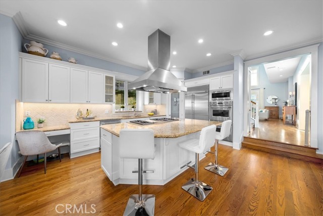 1900 Walnut Avenue, Manhattan Beach, California 90266, 5 Bedrooms Bedrooms, ,4 BathroomsBathrooms,Residential,Sold,Walnut,SB21229114