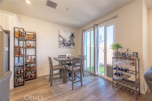 Detail Gallery Image 7 of 43 For 202 Bonita Ln, Rialto,  CA 92376 - 3 Beds | 2/1 Baths