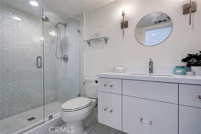 301 2nd Street, Manhattan Beach, California 90266, 3 Bedrooms Bedrooms, ,3 BathroomsBathrooms,Residential,Sold,2nd,SB22006124