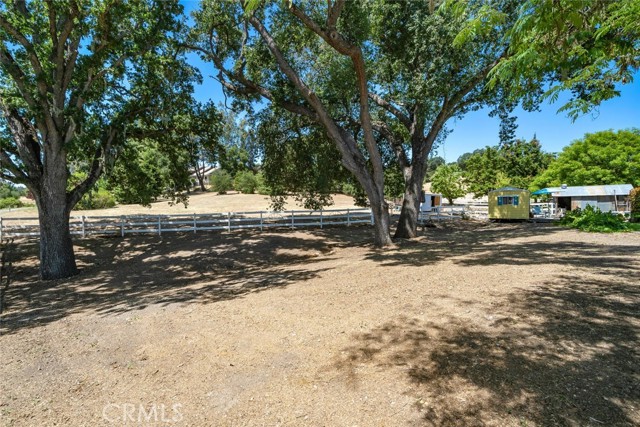 8830 San Gabriel Road, Atascadero CA: https://media.crmls.org/medias/dc80dc7f-94ad-471c-818b-09c002209579.jpg