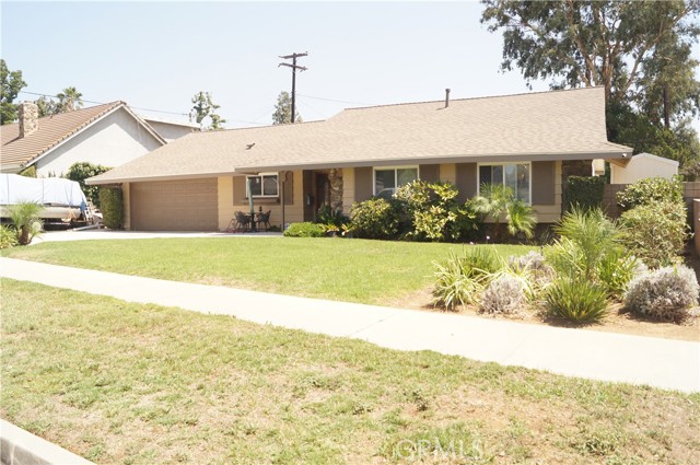 Detail Gallery Image 1 of 32 For 840 Apache Trl, Riverside,  CA 92507 - 3 Beds | 2 Baths