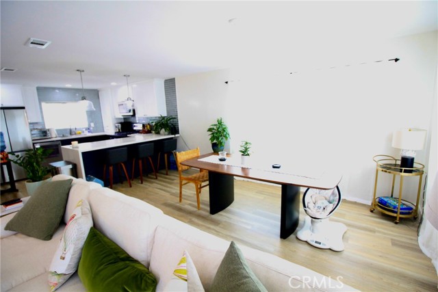 Detail Gallery Image 10 of 41 For 3305 W Thornton Ave, Anaheim,  CA 92804 - 3 Beds | 2 Baths