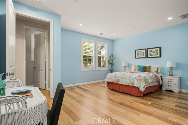 8315 Kendall Drive, Huntington Beach CA: https://media.crmls.org/medias/dc82adf4-a557-4a4a-ae83-8e53741ccf40.jpg