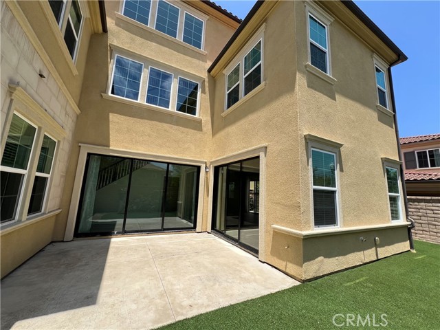 5 Zion Drive, Lake Forest CA: https://media.crmls.org/medias/dc8306eb-e62d-4ab7-9e72-682937199a14.jpg