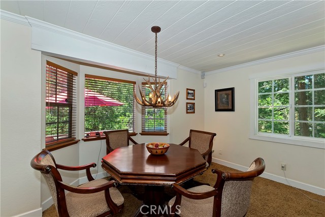 Detail Gallery Image 17 of 48 For 1208 Jungfrau Drive, Crestline,  CA 92325 - 3 Beds | 3/1 Baths