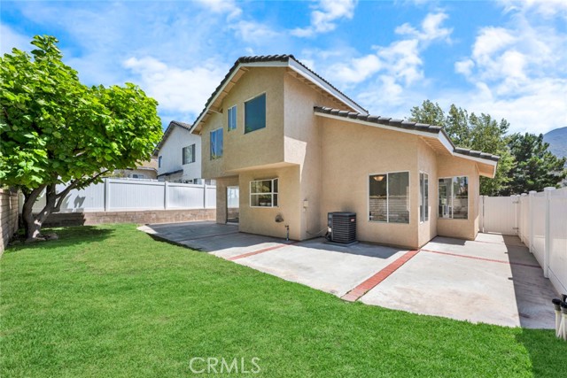 3031 Mountainside Drive, Corona CA: https://media.crmls.org/medias/dc835383-74ed-456f-82af-e1d2dab970e1.jpg