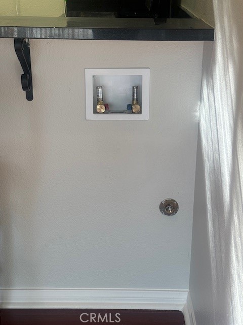 Detail Gallery Image 5 of 8 For 1020 Margarita, Corona,  CA 92879 - 2 Beds | 2 Baths