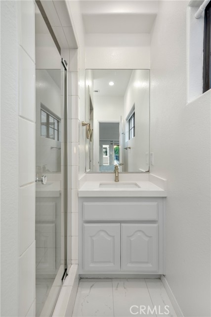 3229 Raintree Avenue, Torrance CA: https://media.crmls.org/medias/dc85653d-c342-44ff-92cd-b939b16d0748.jpg