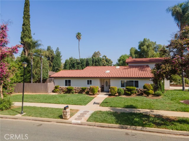 2071 Prince Albert Drive, Riverside, California 92507, 4 Bedrooms Bedrooms, ,2 BathroomsBathrooms,Single Family Residence,For Sale,Prince Albert,IV24180657