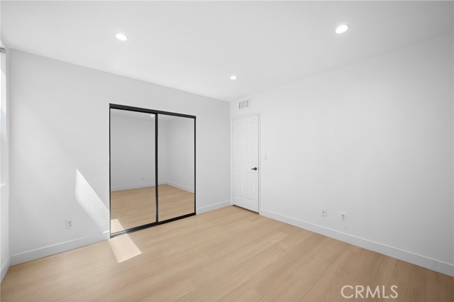 Detail Gallery Image 25 of 33 For 350 W Loraine St #101,  Glendale,  CA 91202 - 2 Beds | 2 Baths