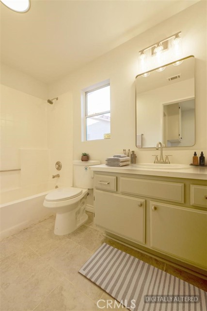 Detail Gallery Image 13 of 30 For 12736 Dorsey Ct, Victorville,  CA 92392 - 4 Beds | 3 Baths