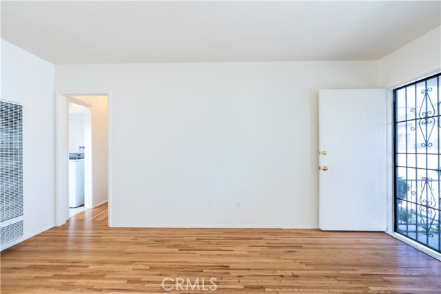 Detail Gallery Image 13 of 46 For 1824 Marine, Gardena,  CA 90249 - 4 Beds | 3 Baths