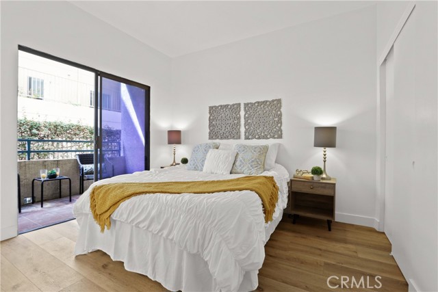 Detail Gallery Image 8 of 25 For 720 W 4th St #111,  Long Beach,  CA 90802 - 1 Beds | 1/1 Baths