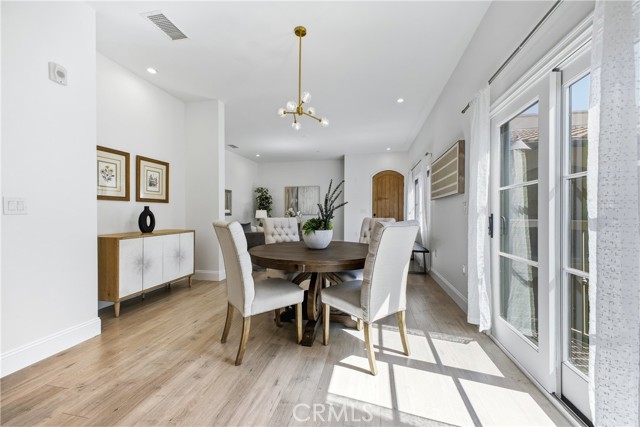 Front Image Thumbnail for CRAR26055192