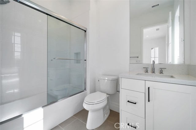 Detail Gallery Image 28 of 40 For 107 Dolcetto, Irvine,  CA 92602 - 4 Beds | 4/1 Baths