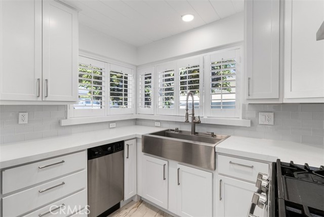 Detail Gallery Image 24 of 40 For 10214 Woodruff, Downey,  CA 90241 - 3 Beds | 2 Baths