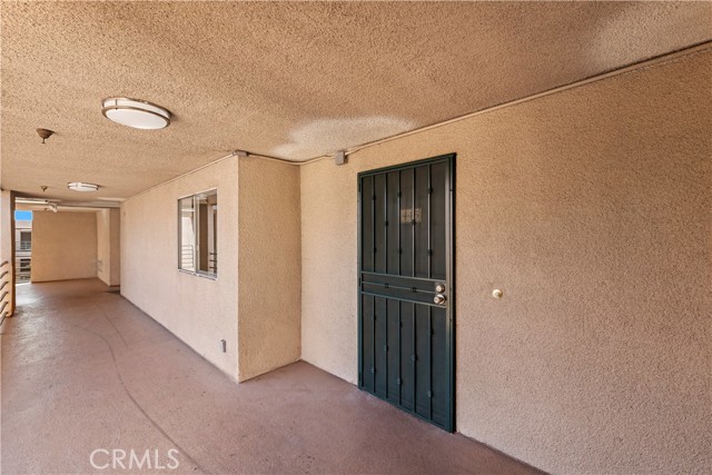 450 E 4th Street, Santa Ana CA: https://media.crmls.org/medias/dc89a7a3-e574-4e0b-a22c-3844b30c7e1b.jpg