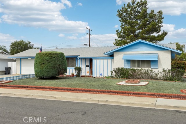 Detail Gallery Image 2 of 23 For 28901 Carmel, Menifee,  CA 92586 - 2 Beds | 2 Baths