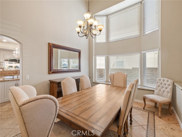 18160 Harbor Drive, Victorville CA: https://media.crmls.org/medias/dc89f5d6-34a5-402e-8eb3-6073e43a1aad.jpg