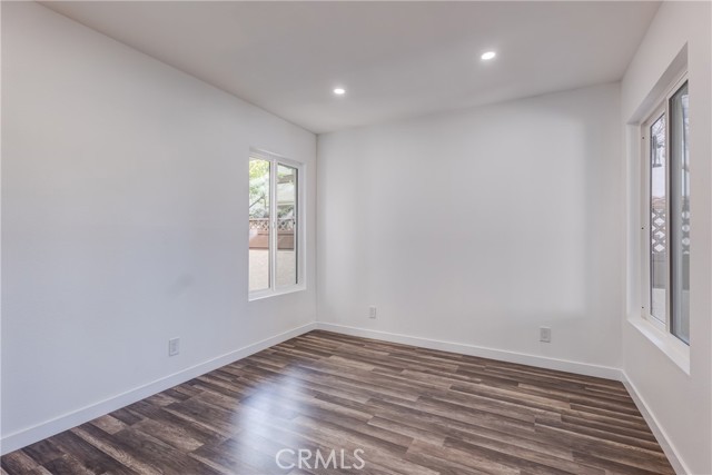 Detail Gallery Image 7 of 16 For 1742 Sinaloa #329,  Simi Valley,  CA 93065 - 2 Beds | 2 Baths