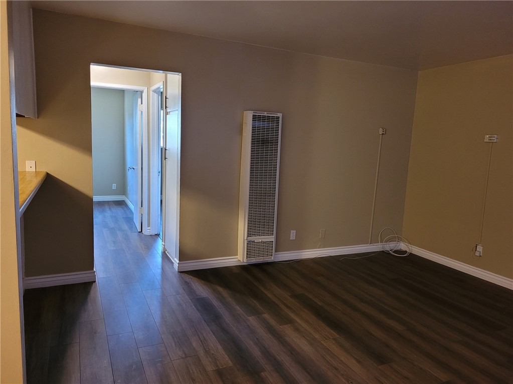 Detail Gallery Image 10 of 16 For 13040 Dronfield Ave #16,  Sylmar,  CA 91342 - 2 Beds | 1 Baths