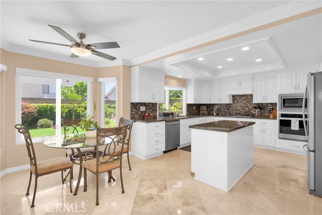 13614 Destino Place, Cerritos CA: https://media.crmls.org/medias/dc8c4471-7d10-4851-beba-a1ab84ad4c7e.jpg