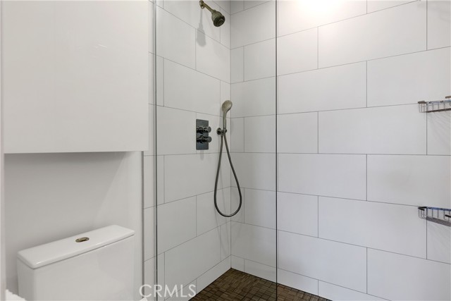 Detail Gallery Image 23 of 32 For 439 Camino De Las Colinas, Redondo Beach,  CA 90277 - 3 Beds | 2/1 Baths