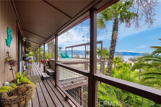Detail Gallery Image 2 of 52 For 3699 Lakeshore Bld, Lakeport,  CA 95453 - 3 Beds | 2 Baths