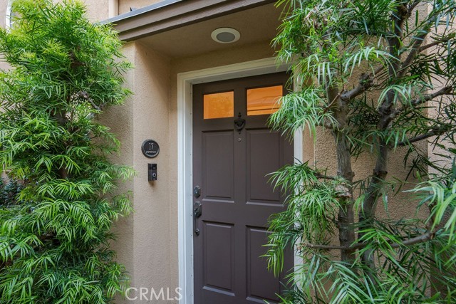17 Auvergne, Newport Coast CA: https://media.crmls.org/medias/dc8d5b86-73cb-4c58-b9c7-1acf5362056a.jpg