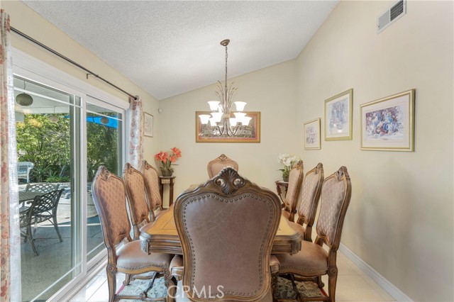 Detail Gallery Image 19 of 33 For 11728 Doral Ave, Porter Ranch,  CA 91326 - 4 Beds | 2 Baths
