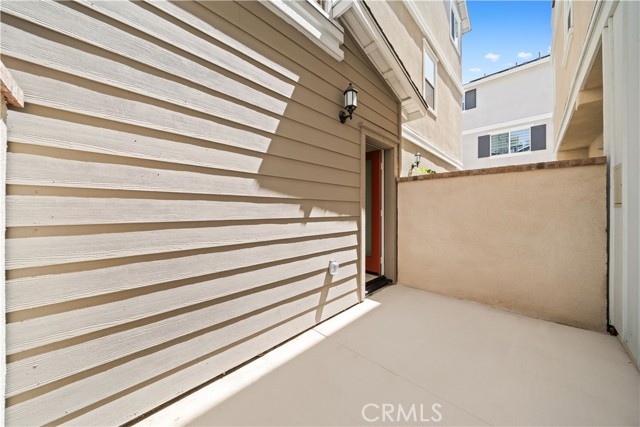 1042 N Anaheim Blvd, Anaheim CA: https://media.crmls.org/medias/dc8edece-754c-4db1-bc89-c35e43a3f86b.jpg