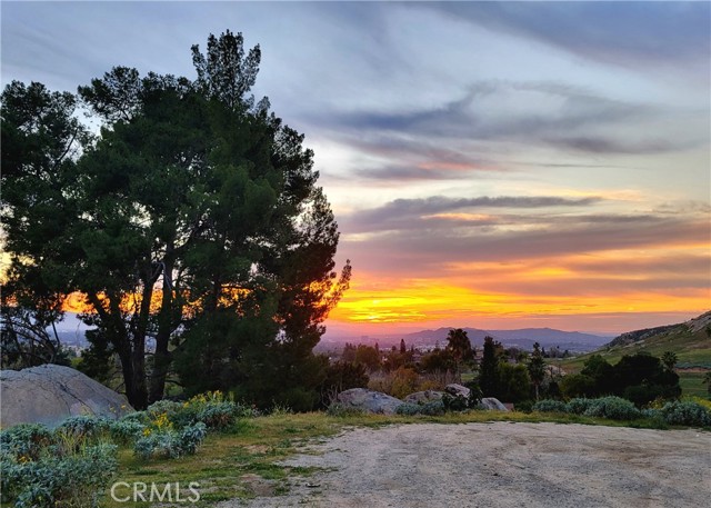 Detail Gallery Image 35 of 42 For 2935 Galaxie Heights Rd, Riverside,  CA 92507 - – Beds | – Baths