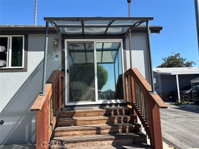 Detail Gallery Image 2 of 42 For 16540 Whittier Bld #2,  Whittier,  CA 90603 - 1 Beds | 2 Baths