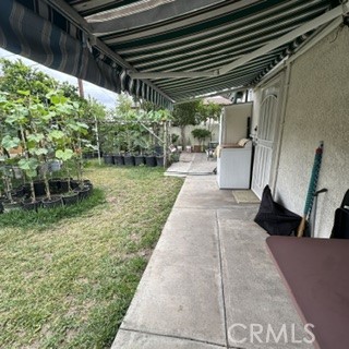 https://media.crmls.org/medias/dc91b983-c1c4-491c-ad61-bd89206483e5.jpg?preset=X-Large