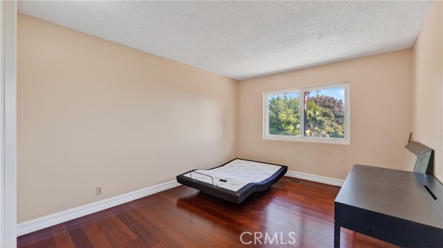 Detail Gallery Image 34 of 62 For 1414 N Raymond, Fullerton,  CA 92831 - 5 Beds | 3/1 Baths