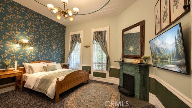 Front Image Thumbnail for CRWS26147894